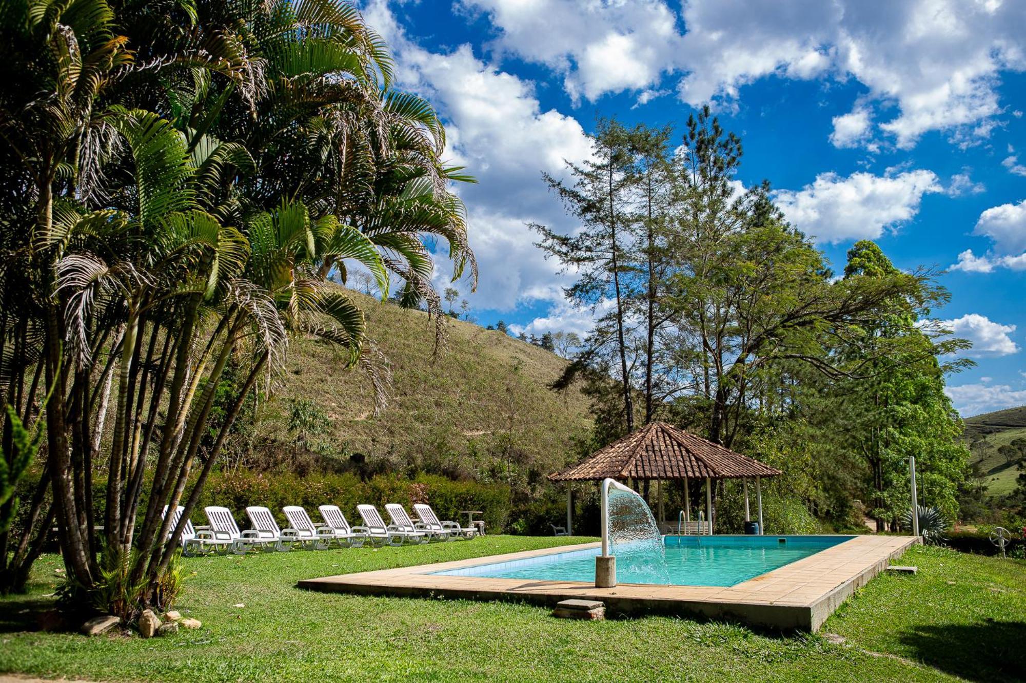 Fazenda Hotel Alvorada Сантос-Дюмон Экстерьер фото